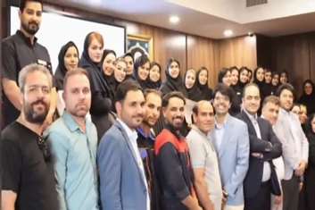 گرامیداشت روز کارمند در بیمارستان شهدای سلامت 