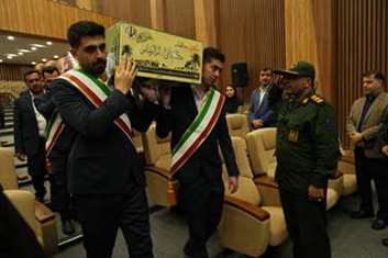 آیین گرامیداشت هفته دفاع مقدس ویژه مراکز زیر مجموعه دانشگاه علوم پزشکی ایران به میزبانی بیمارستان شهدای سلامت